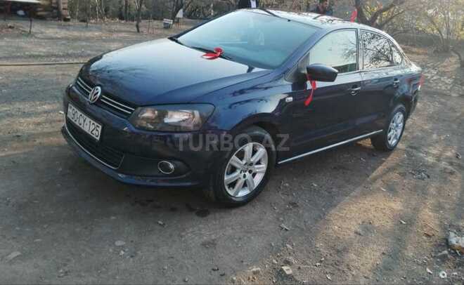Volkswagen Polo 2012, 300,000 km - 1.6 l - Zaqatala