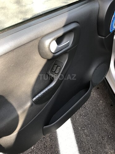 Opel Corsa 2006, 300,000 km - 1.0 л - Şamaxı