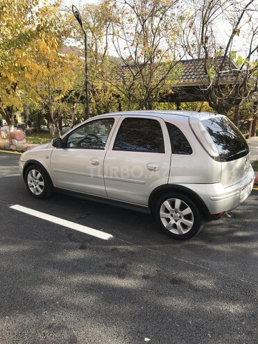 Opel Corsa 2006, 300,000 km - 1.0 л - Şamaxı