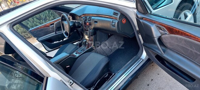 Mercedes E 230 1997, 343,000 km - 2.3 л - Bakı