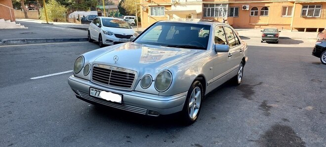 Mercedes E 230 1997, 343,000 km - 2.3 л - Bakı