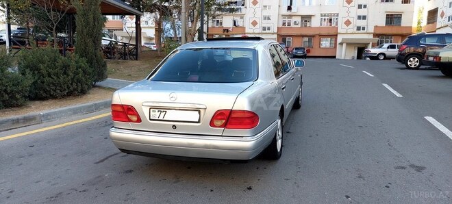 Mercedes E 230 1997, 343,000 km - 2.3 л - Bakı