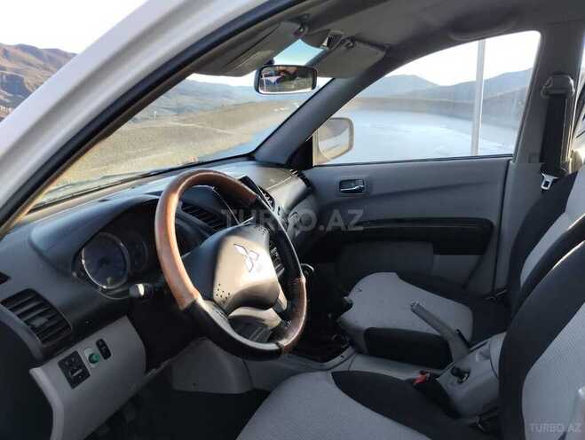 Mitsubishi L200 2007, 277,527 km - 2.5 л - Bakı