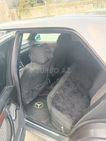 Mercedes E 200 1994, 121,346 km - 2.0 l - Bakı