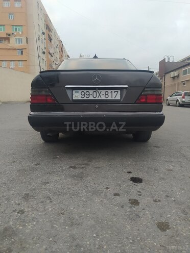 Mercedes E 200 1994, 121,346 km - 2.0 l - Bakı