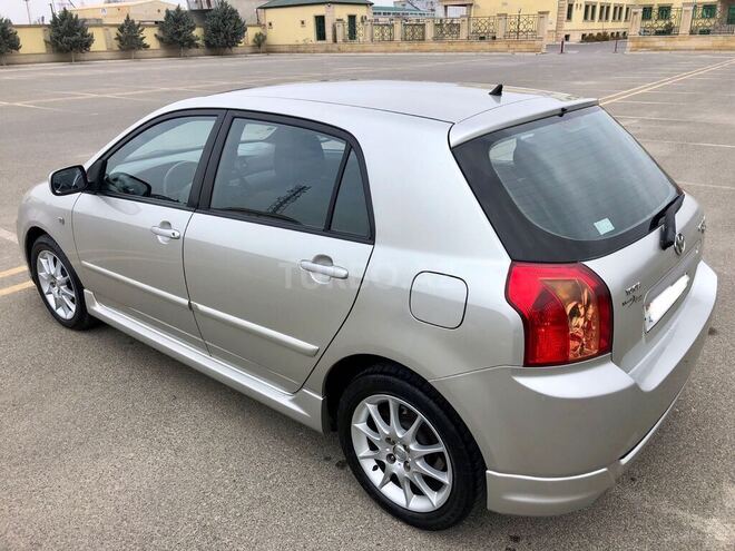 Toyota Corolla 2005, 220,000 km - 1.4 l - Bakı