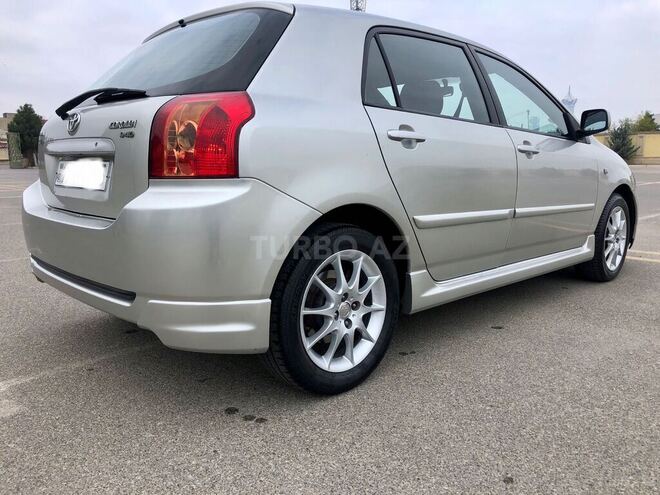 Toyota Corolla 2005, 220,000 km - 1.4 l - Bakı