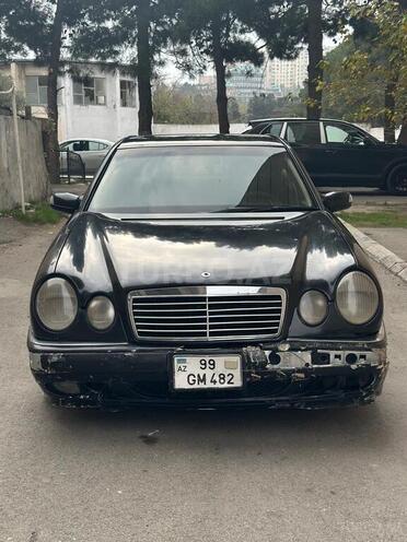 Mercedes E 320 1996, 200,000 km - 3.2 l - Bakı