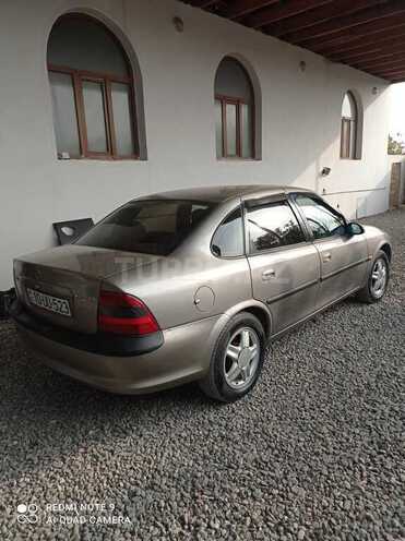 Opel Vectra 1996, 354,444 km - 1.8 l - Gəncə