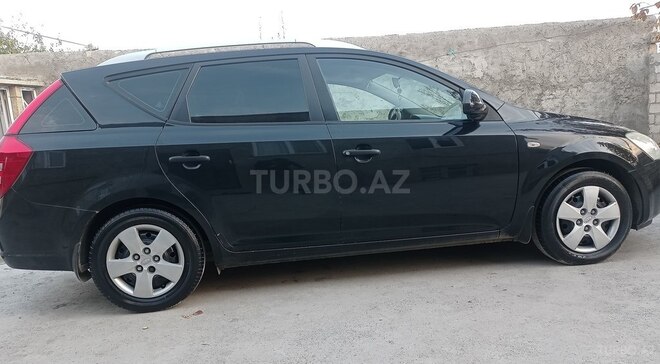 Kia Ceed 2009, 214,240 km - 1.6 л - Tovuz