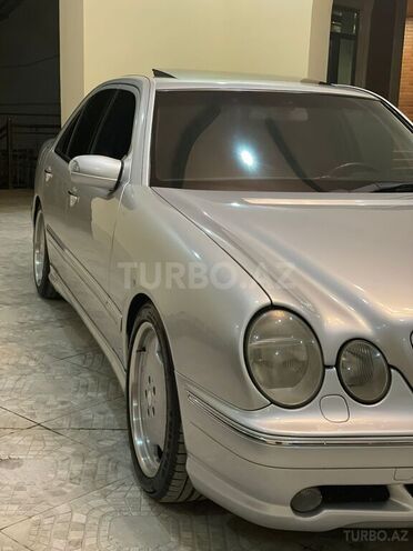 Mercedes E 320 1999, 269,000 km - 3.2 l - Şəmkir