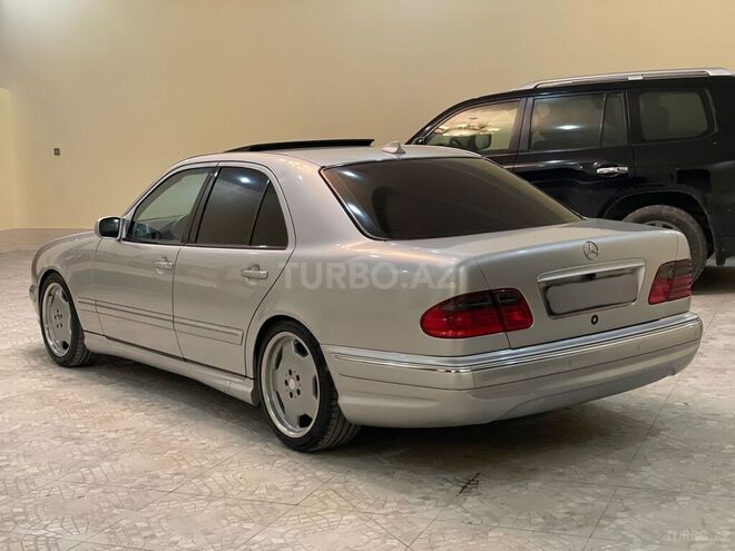 Mercedes E 320 1999, 269,000 km - 3.2 l - Şəmkir