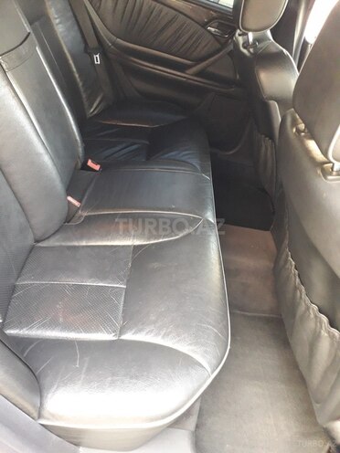 Mercedes E 320 1999, 269,000 km - 3.2 l - Şəmkir