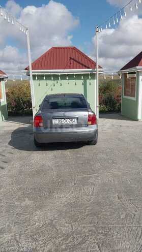Volkswagen Passat 2000, 353,222 km - 1.8 l - Bakı