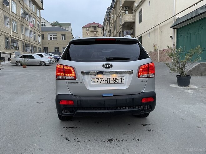 Kia Sorento 2009, 183,000 km - 2.0 l - Bakı