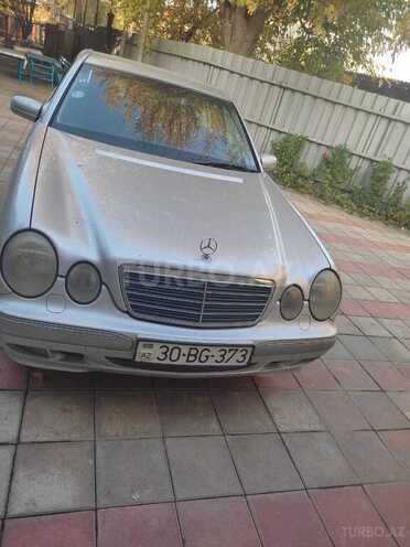 Mercedes E 240 2000, 162,000 km - 2.4 l - İmişli