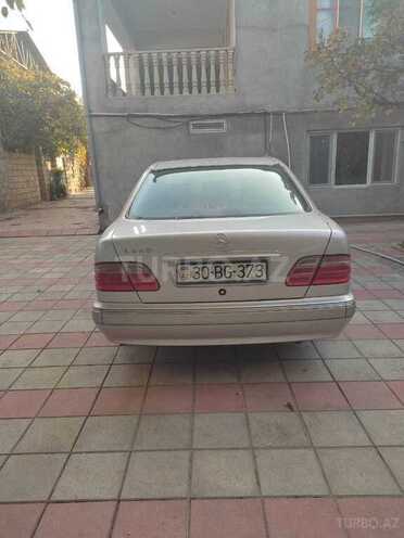 Mercedes E 240 2000, 162,000 km - 2.4 l - İmişli