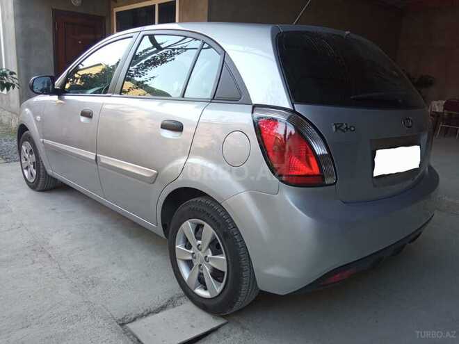 Kia Rio 2009, 140,000 km - 1.4 l - İsmayıllı
