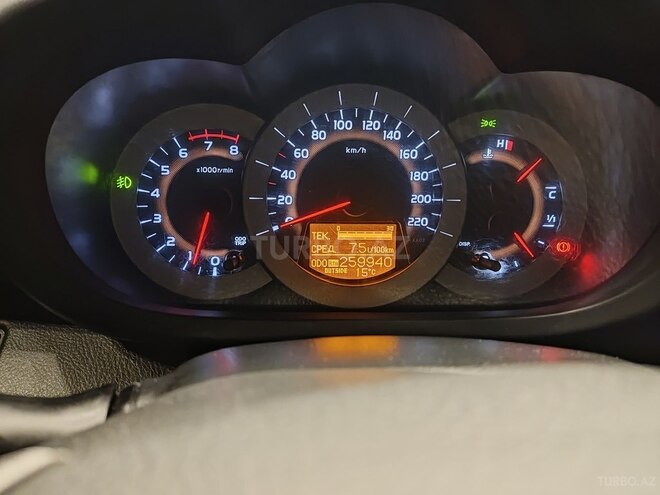 Toyota RAV4 2006, 257,000 km - 2.0 л - Bakı