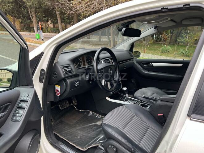 Mercedes B 170 2007, 203,560 km - 1.7 l - Bakı