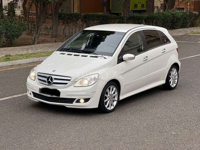 Mercedes B 170 2007, 203,560 km - 1.7 l - Bakı