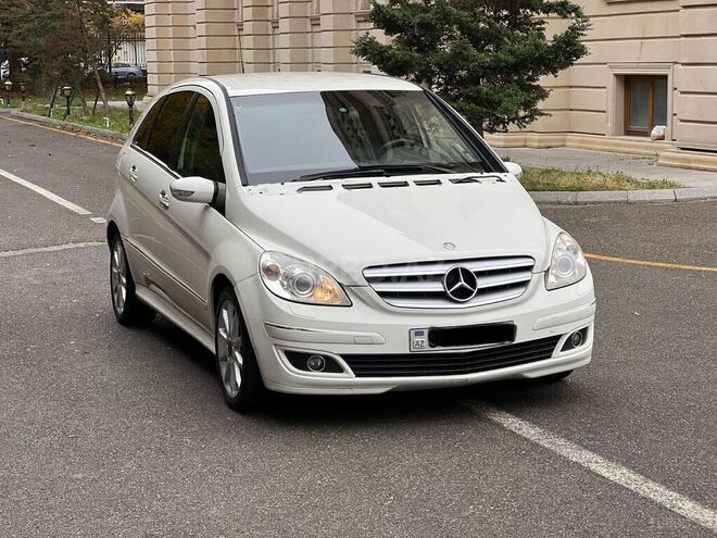 Mercedes B 170 2007, 203,560 km - 1.7 l - Bakı