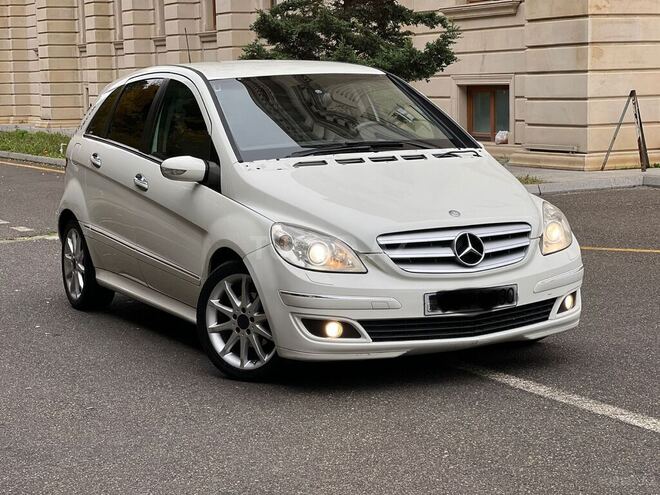 Mercedes B 170 2007, 203,560 km - 1.7 l - Bakı