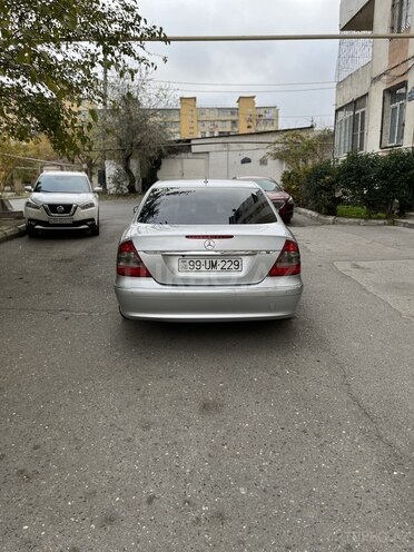 Mercedes E 220 2007, 330,000 km - 2.2 l - Bakı