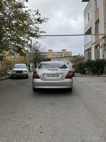 Mercedes E 220 2007, 330,000 km - 2.2 l - Bakı
