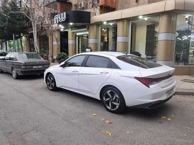Hyundai Elantra 2022, 4,000 km - 1.6 л - Bakı