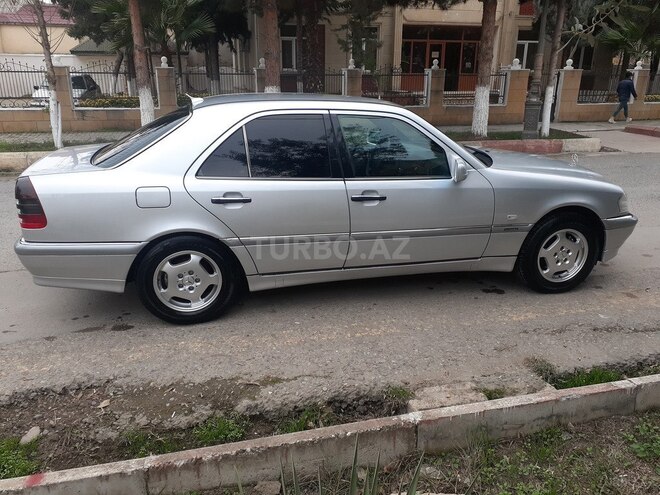 Mercedes C 200 1997, 302,150 km - 2.0 l - Salyan