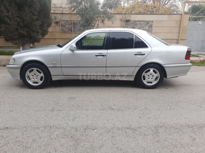 Mercedes C 200 1997, 302,150 km - 2.0 l - Salyan