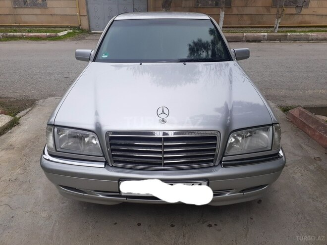 Mercedes C 200 1997, 302,150 km - 2.0 l - Salyan