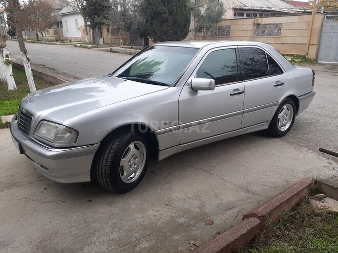Mercedes C 200 1997, 302,150 km - 2.0 l - Salyan