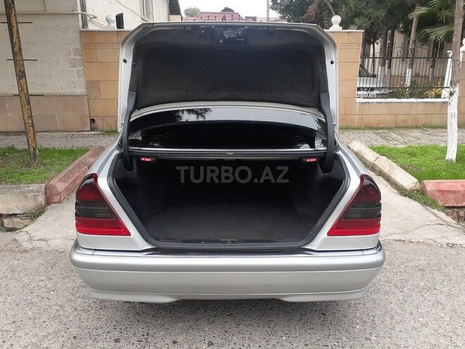 Mercedes C 200 1997, 302,150 km - 2.0 l - Salyan