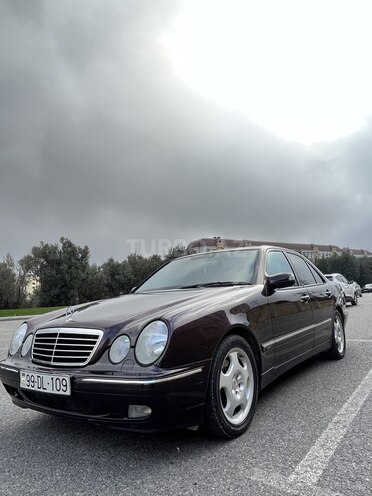Mercedes E 280 2001, 181,500 km - 2.8 l - Bakı