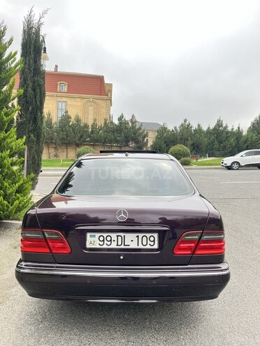 Mercedes E 280 2001, 181,500 km - 2.8 l - Bakı
