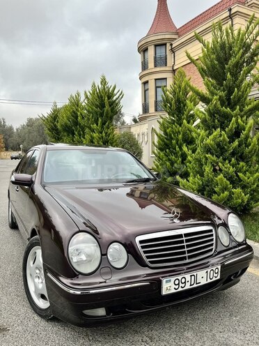 Mercedes E 280 2001, 181,500 km - 2.8 l - Bakı