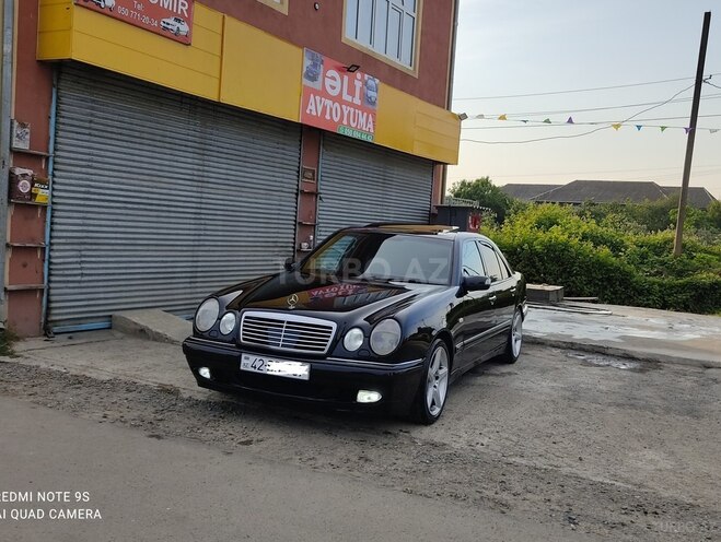 Mercedes E 320 2000, 42,000 km - 3.2 л - Lənkəran