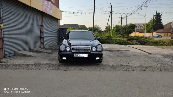 Mercedes E 320 2000, 42,000 km - 3.2 л - Lənkəran