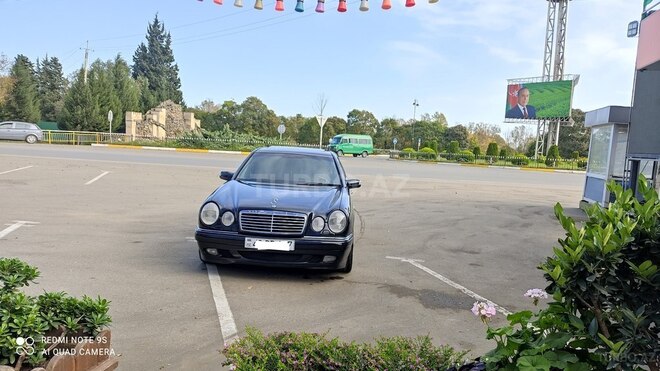 Mercedes E 320 2000, 42,000 km - 3.2 л - Lənkəran