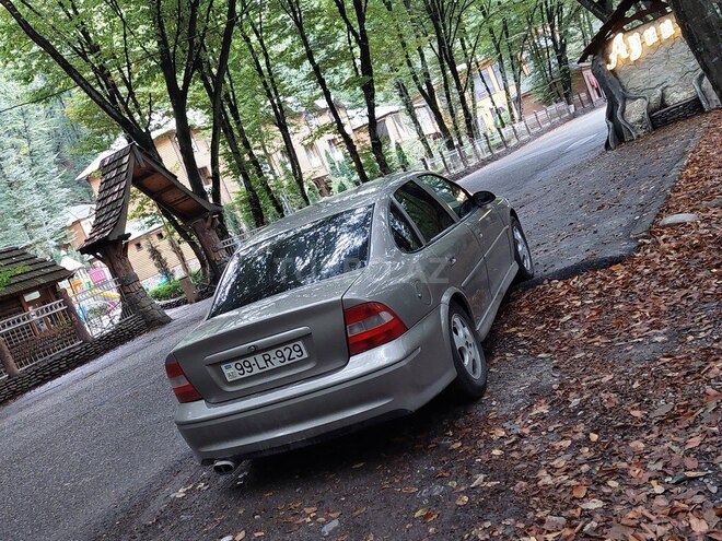 Opel Vectra 1996, 320,000 km - 1.8 л - Bakı