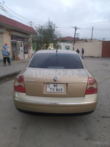 Volkswagen Passat 2001, 289,632 km - 2.8 l - Bakı