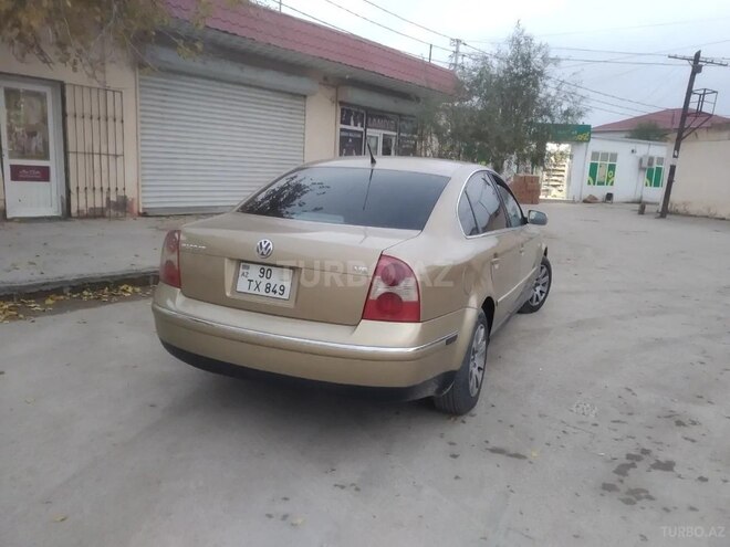 Volkswagen Passat 2001, 289,632 km - 2.8 l - Bakı