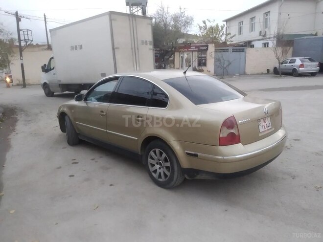 Volkswagen Passat 2001, 289,632 km - 2.8 l - Bakı