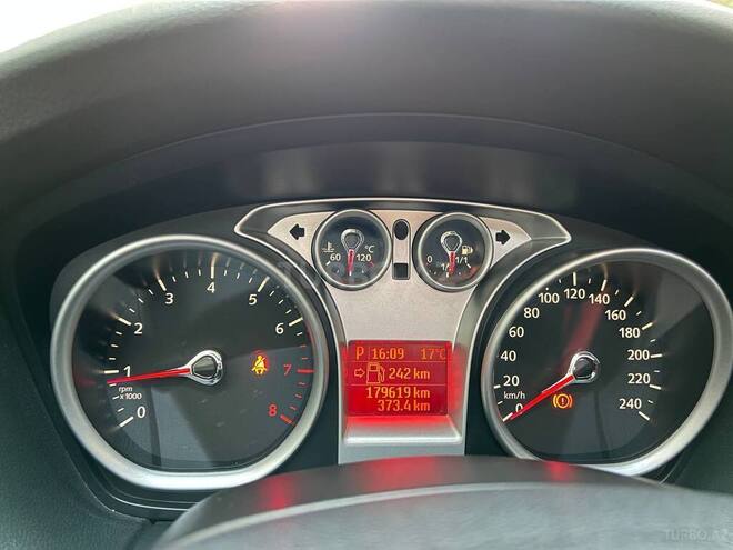 Ford Focus 2011, 180,000 km - 1.6 l - Bakı