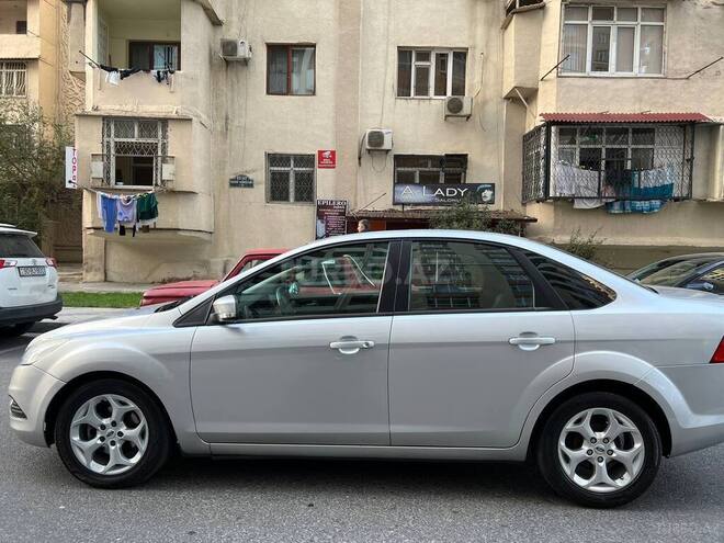 Ford Focus 2011, 180,000 km - 1.6 l - Bakı