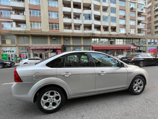 Ford Focus 2011, 180,000 km - 1.6 l - Bakı
