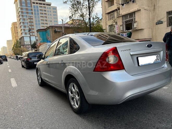 Ford Focus 2011, 180,000 km - 1.6 l - Bakı