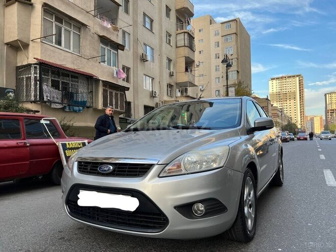 Ford Focus 2011, 180,000 km - 1.6 l - Bakı